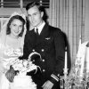 George H.W. Bush và Barbara trong lễ cưới năm 1945.