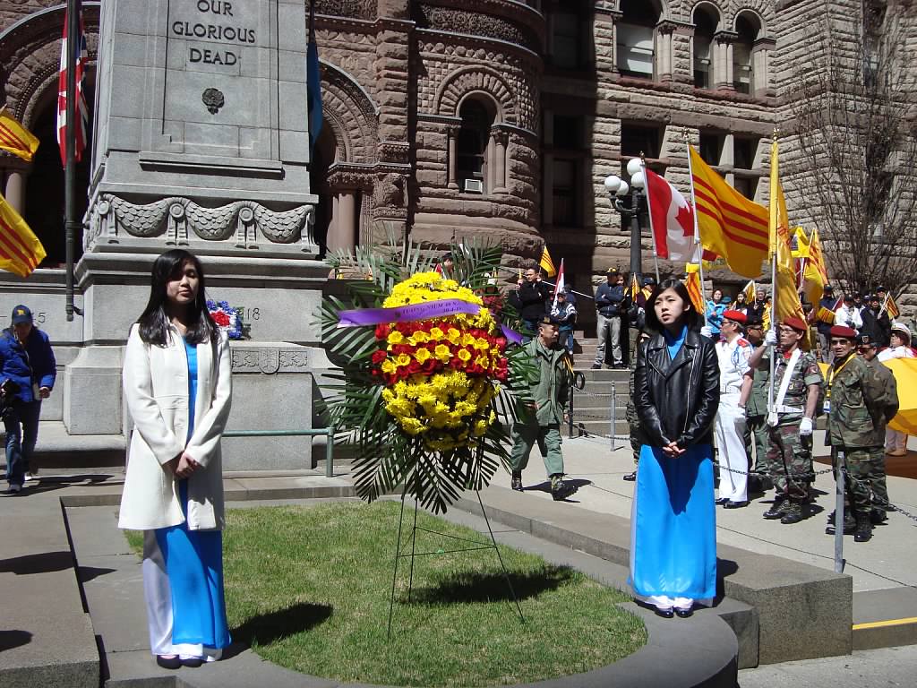 canada vn flags